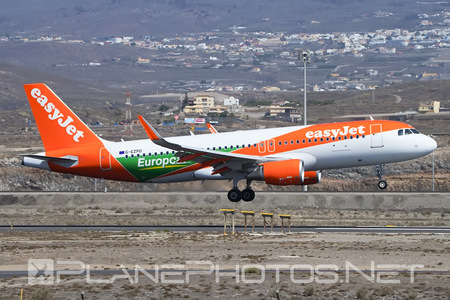 Airbus A320-214 - G-EZPD operated by easyJet