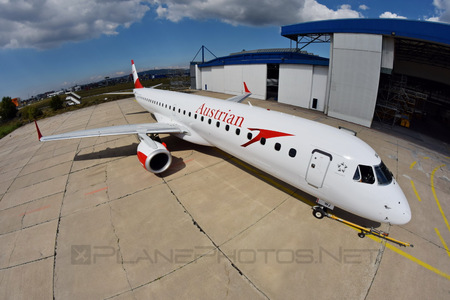 Embraer E195LR (ERJ-190-200LR) - OE-LWJ operated by Austrian Airlines
