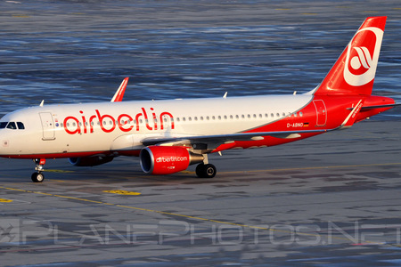 Airbus A320-214 - D-ABNO operated by Air Berlin