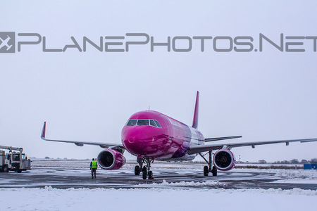 Airbus A320-232 - HA-LYF operated by Wizz Air