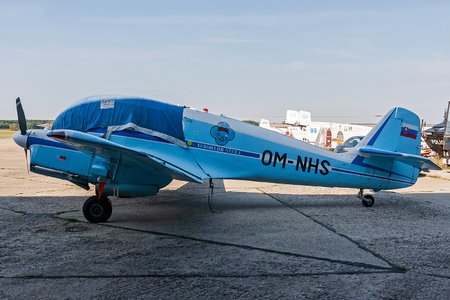 Aero Ae-145 - OM-NHS operated by Slovenský národný aeroklub (Slovak National Aeroclub)