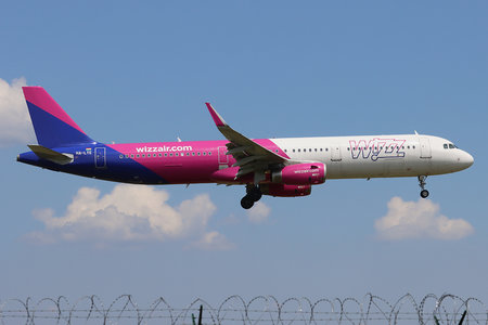 Airbus A321-231 - HA-LTE operated by Wizz Air