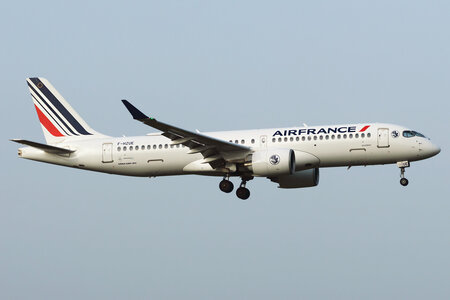 Airbus A220-300 - F-HZUE operated by Air France