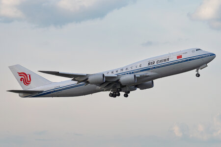 Boeing 747-8 - B-2479 operated by Air China