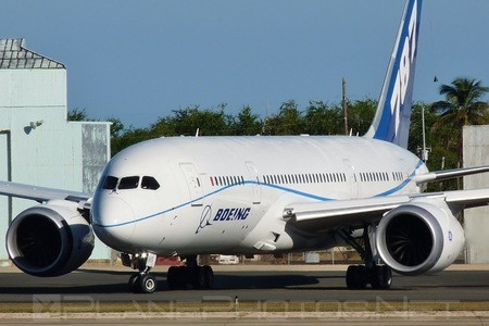 Boeing 787-8 Dreamliner - N787FT operated by Boeing Company