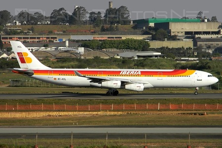 Airbus A340-311 - EC-KCL operated by Iberia