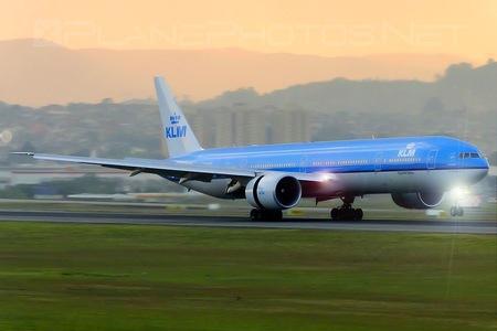 Boeing 777-300ER - PH-BVF operated by KLM Royal Dutch Airlines