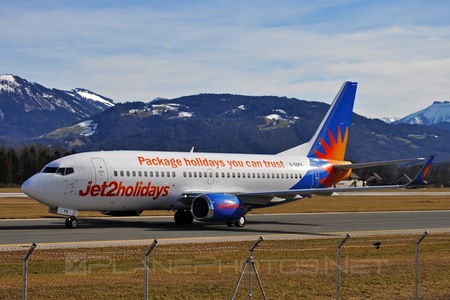 Boeing 737-300 - G-GDFK operated by Jet2holidays