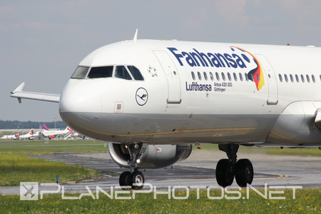 Airbus A321-231 - D-AIDG operated by Lufthansa