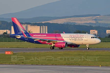 Airbus A320-232 - HA-LYQ operated by Wizz Air