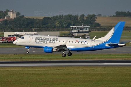 Embraer E170LR (ERJ-170-100LR) - OE-LMK operated by People`s Viennaline