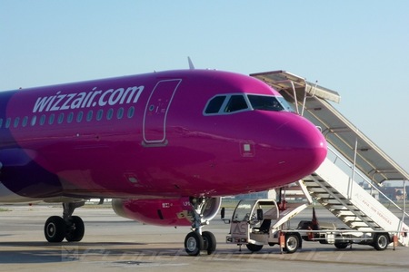 Airbus A320-232 - HA-LPX operated by Wizz Air