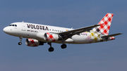 Airbus A319-111 - EI-FML operated by Volotea