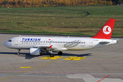 Airbus A320-214 - TC-JPU operated by Turkish Airlines