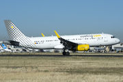 Airbus A320-232 - EC-LVT operated by Vueling Airlines