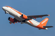 Airbus A320-214 - G-EZUO operated by easyJet