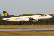 Airbus A321-131 - D-AIRY operated by Lufthansa