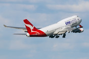 Boeing 747-400ER - VH-OEF operated by Qantas