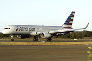 Boeing 757-200 - N191AN operated by American Airlines