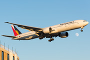 Boeing 777-300ER - RP-C7776 operated by Philippine Airlines