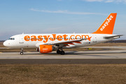 Airbus A319-111 - G-EZIZ operated by easyJet