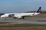 Embraer E195LR (ERJ-190-200LR) - SP-LNK operated by LOT Polish Airlines