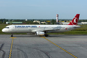 Airbus A321-231 - TC-JRU operated by Turkish Airlines