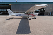 Cessna 172S Skyhawk SP - OM-NRE operated by AERO SLOVAKIA