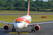 Airbus A320-214 - G-EZTC operated by easyJet