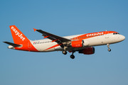 Airbus A320-214 - HB-JZY operated by easyJet Switzerland