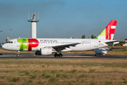 Airbus A320-214 - CS-TNT operated by TAP Portugal