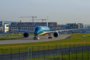 Airbus A350-941 - VN-A890 operated by Vietnam Airlines