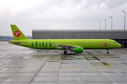 Airbus A321-211 - VQ-BQI operated by S7 Airlines