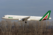 Airbus A321-112 - EI-IXH operated by Alitalia