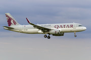 Airbus A320-232 - A7-AHW operated by Qatar Airways