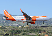 Airbus A320-214 - G-EZOP operated by easyJet