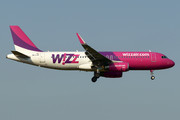 Airbus A320-232 - HA-LYK operated by Wizz Air