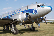 Douglas DC-3C Dakota - F-AZTE operated by Private operator
