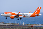 Airbus A320-214 - OE-IVA operated by easyJet Europe