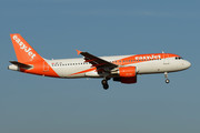 Airbus A320-214 - HB-JXI operated by easyJet Switzerland