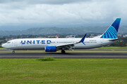 Boeing 737-900ER - N37532 operated by United Airlines