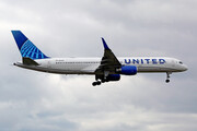 Boeing 757-200 - N29129 operated by United Airlines