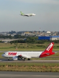 Airbus A320-214 - PR-MHA operated by TAM Linhas Aéreas
