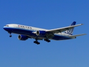 Boeing 777-200ER - N785UA operated by United Airlines