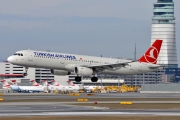 Airbus A321-231 - TC-JRT operated by Turkish Airlines