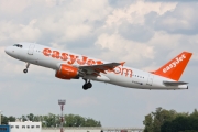 Airbus A320-214 - G-EZUD operated by easyJet