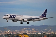 Embraer E195LR (ERJ-190-200LR) - SP-LND operated by LOT Polish Airlines