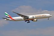 Boeing 777-300ER - A6-EBQ operated by Emirates