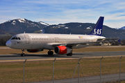 Airbus A320-232 - OY-KAM operated by Scandinavian Airlines (SAS)