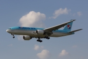 Boeing 777-200ER - HL7530 operated by Korean Air